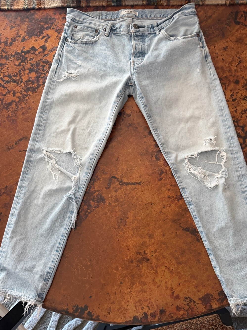 Women’s Moussy Vintage Light Blue Distressed low rise ankle Jeans